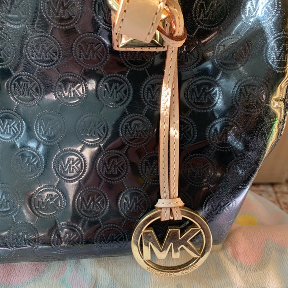 Michael Kors Handbag - Picture 2 of 8